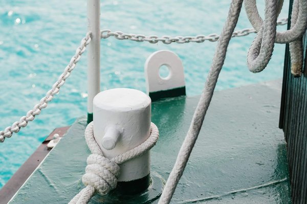 Bornes escamotables hydrauliques : une protection haut de gamme
