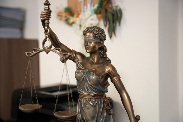 Sécurisez votre marque avec un avocat en droit des marques